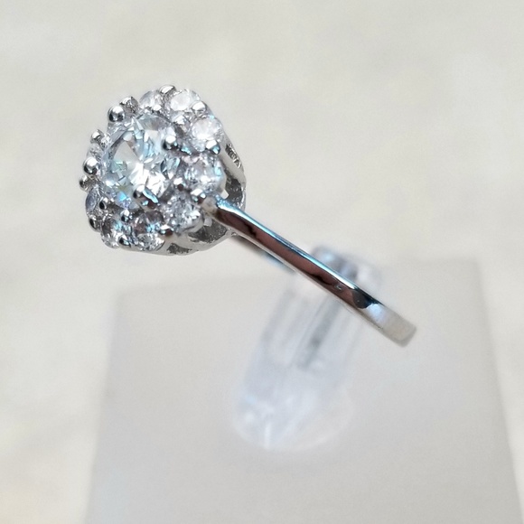 0.8ct TW Sterling Ring - Picture 2 of 8